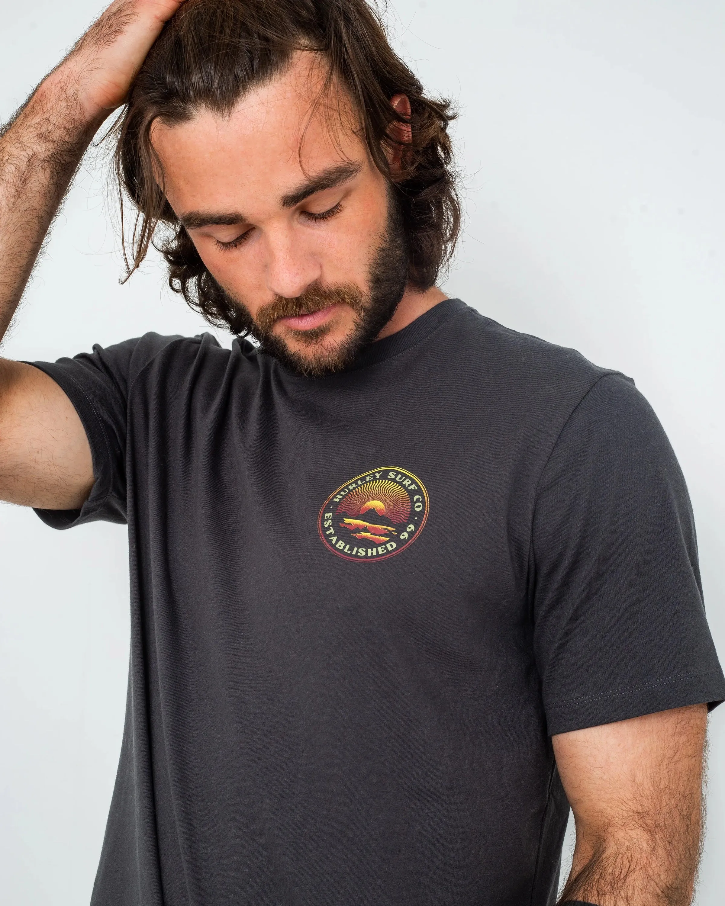 T-shirt Hurley Clothing Everyday Explore en gris pierre foncé